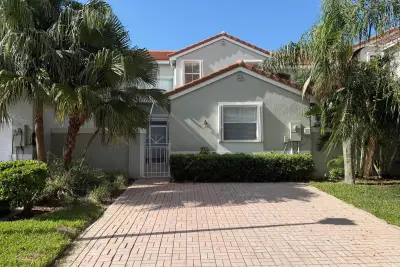 940 Doveplum Ct, Hollywood: photo 1 of 13