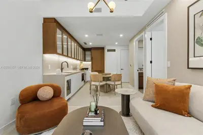 2200 Brickell Ave #117, Miami: photo 1 of 32