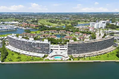 124 Lakeshore Dr #8280, North Palm Beach: photo 1 of 47