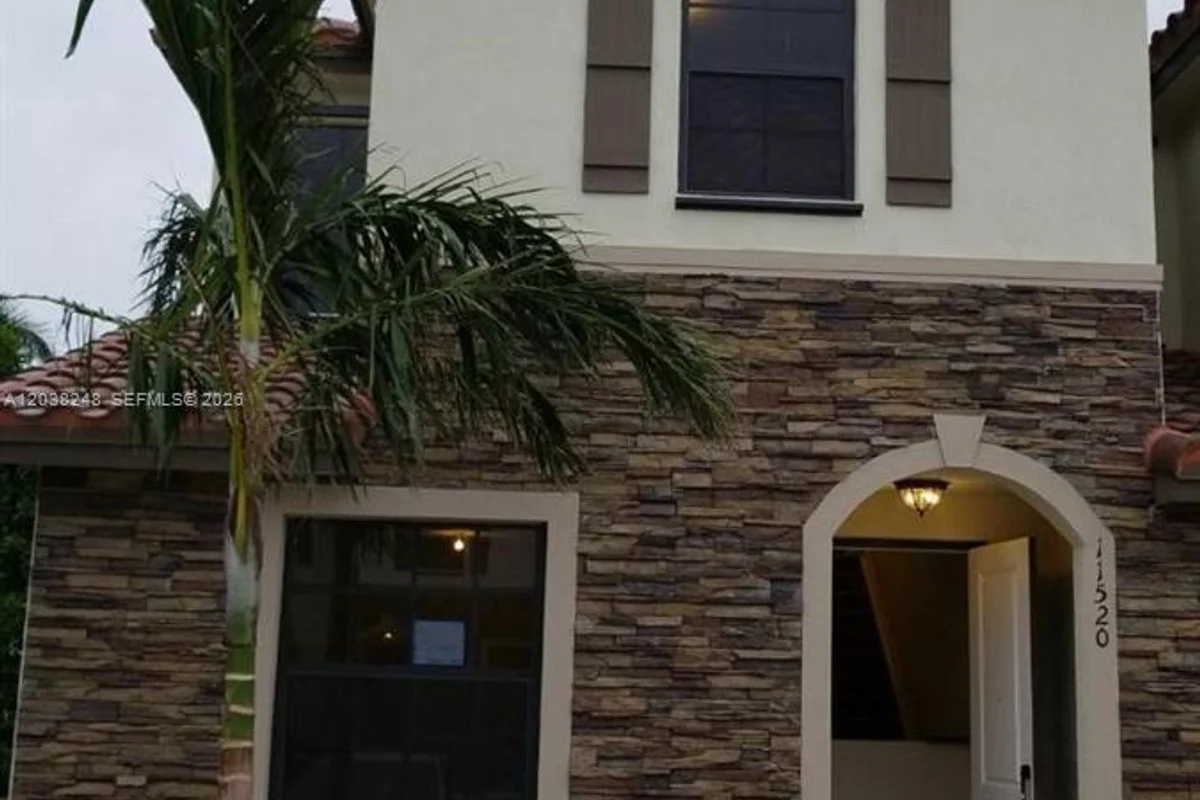 11520 SW 250th Homestead, Miami: photo 1 of 9