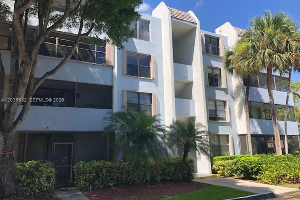 10852 N Kendall Dr #316, Miami: photo 1 of 21