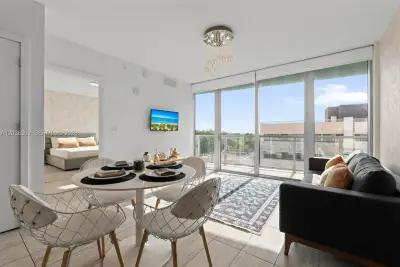 3900 Biscayne Blvd #S-418, Miami: photo 1 of 43