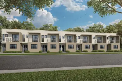 13841 SW 261 Ter, Miami: photo 1 of 4