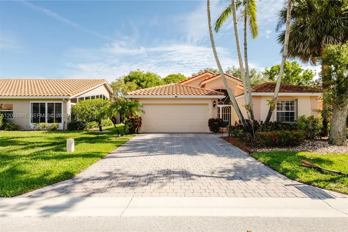 7577 Caprio Dr, Boynton Beach: photo 1 of 21