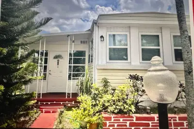 4540 NW 68th St, Coconut Creek: photo 1 of 22
