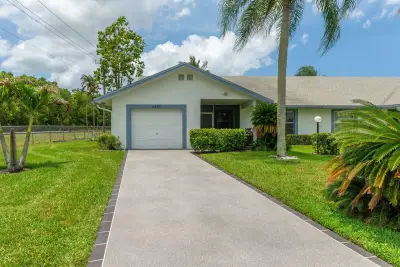 5487 Crystal Anne Dr, West Palm Beach: photo 1 of 49