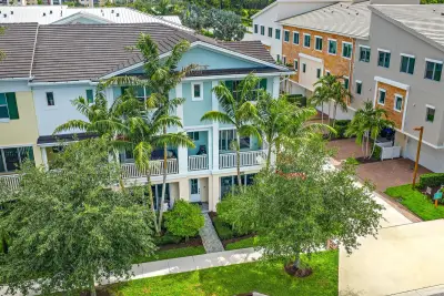 4145 Faraday Way, Palm Beach Gardens: photo 1 of 32