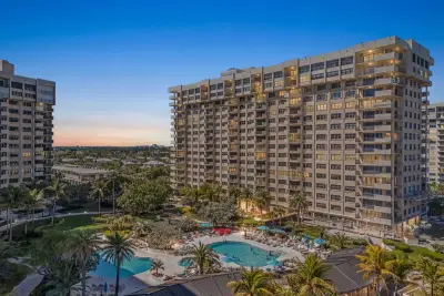 5000 N Ocean Blvd #908, Lauderdale-by-the-Sea: photo 1 of 26