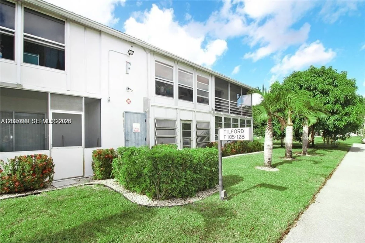 111 Tilford F, Deerfield Beach: photo 1 of 24