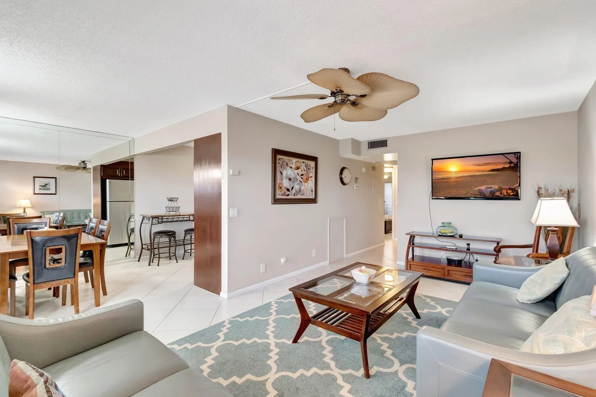 4049 Wolverton C, Boca Raton: photo 1 of 82
