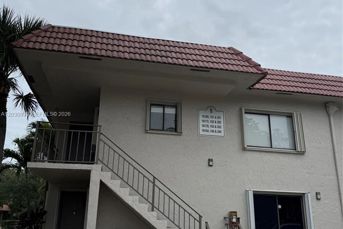 16184 Laurel Dr #204, Weston: photo 1 of 56