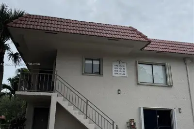 16184 Laurel Dr #204, Weston: photo 1 of 56