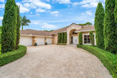 1697 Mayacoo Lakes Blvd, West Palm Beach: photo 1 of 94