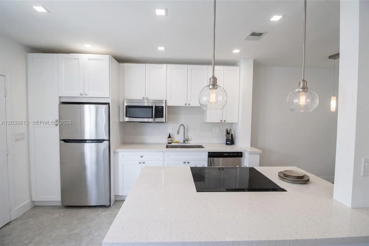11576 NW 42nd St, Coral Springs: photo 1 of 10