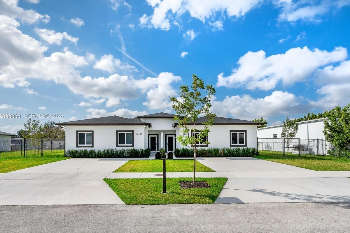 12080 SW & 12090 213th St, Miami: photo 1 of 44