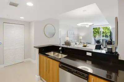 191 SE 20th Ave #210, Deerfield Beach: photo 1 of 56
