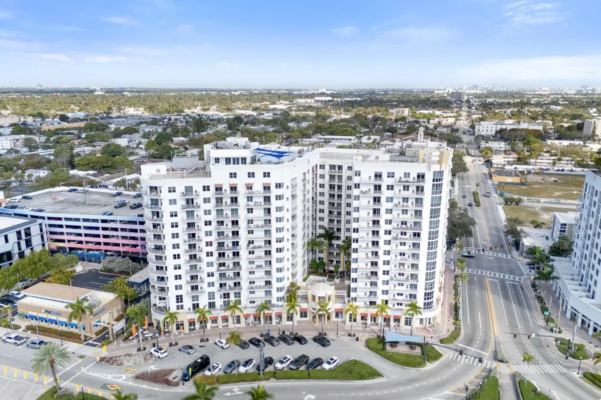 1830 Radius Dr #405, Hollywood: photo 1 of 19