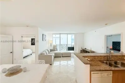 17555 Atlantic Blvd #1103, Sunny Isles Beach: photo 1 of 16