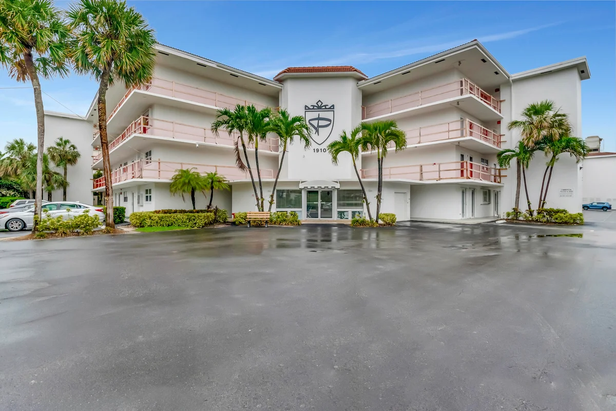 1910 S Ocean Blvd #416, Delray Beach: photo 1 of 26