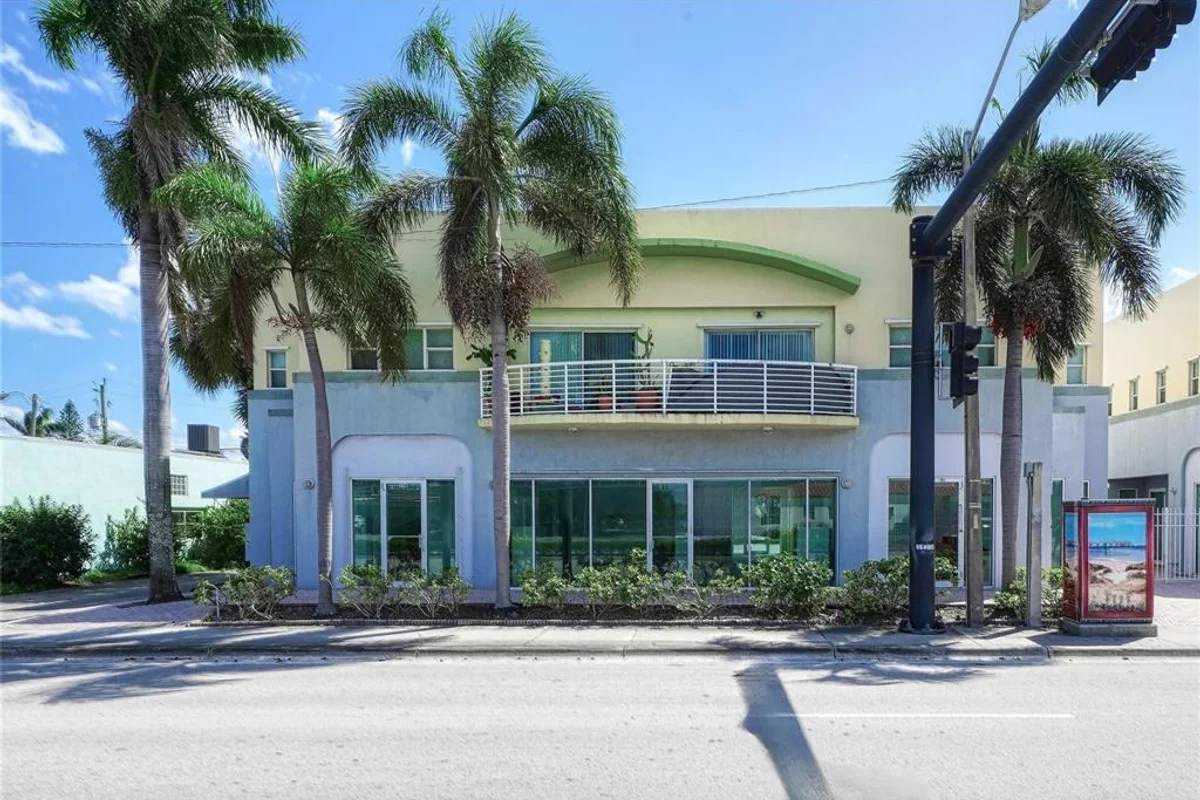 200 E Dania Beach Blvd #208, Dania Beach: photo 1 of 14