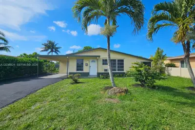649 NW 19th St, Pompano Beach: photo 1 of 25