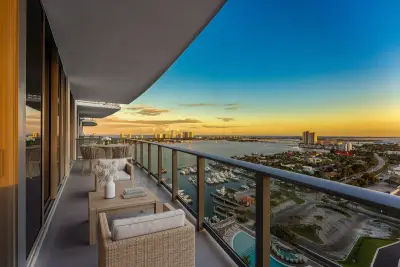 220 Lake Shore Dr #1911, Lake Park: photo 1 of 14