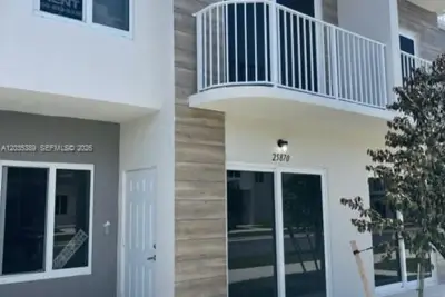 25870 SW 144th Ct, Homestead: photo 1 of 20