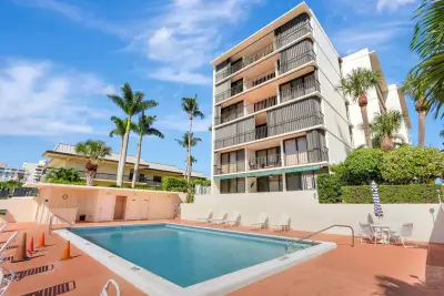 225 Beach Rd #204, Tequesta: photo 1 of 26
