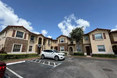 1720 NE 33rd Ave #102-5, Homestead: photo 1 of 30