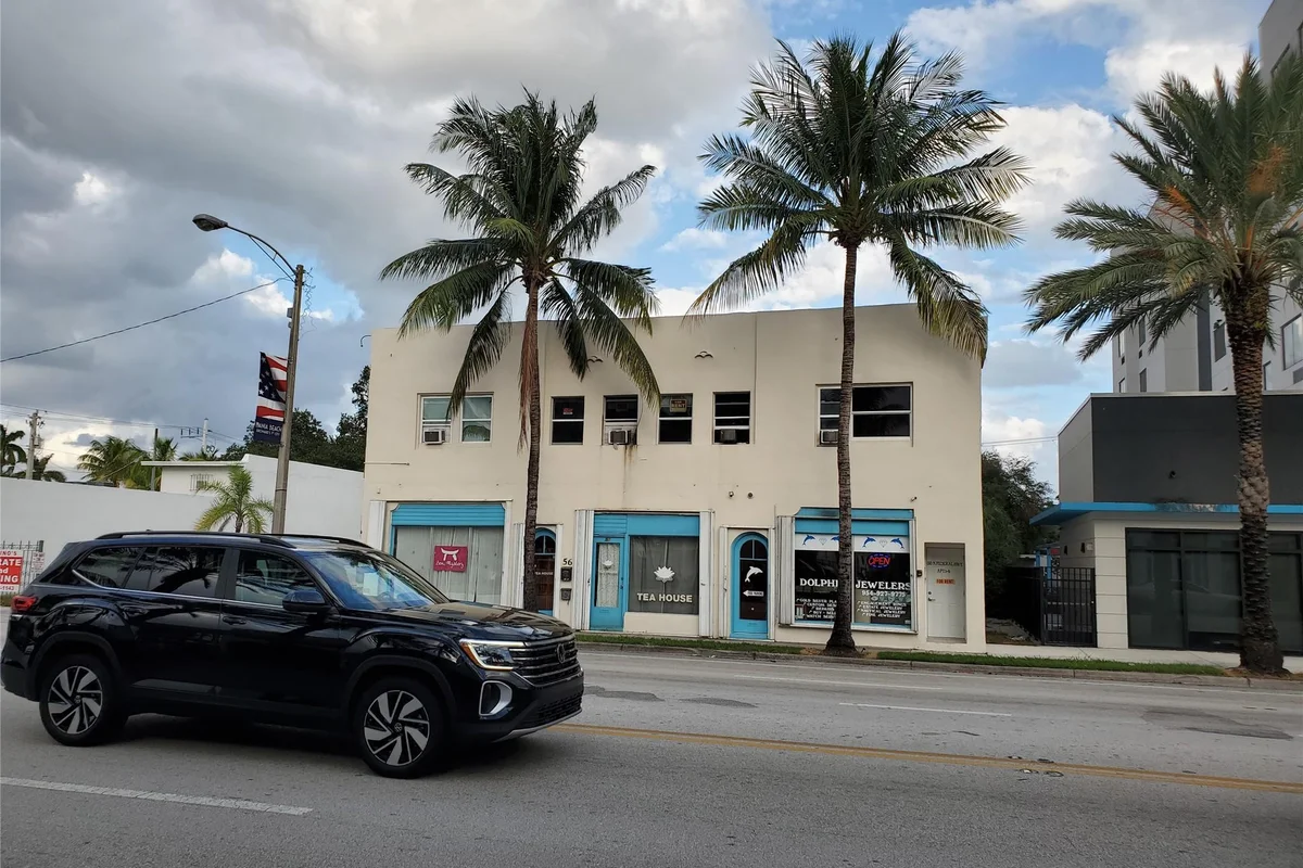 50 N Federal Hwy #4, Dania Beach: photo 1 of 17