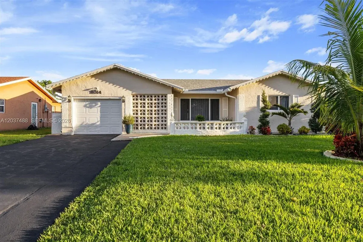 8014 NW 101st Ave, Tamarac: photo 1 of 19
