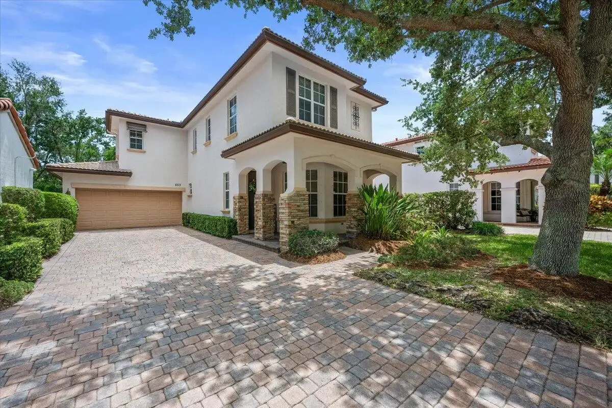 603 Castle Dr, Palm Beach Gardens: photo 1 of 61