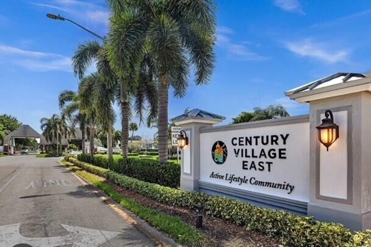 296 Grantham #F, Deerfield Beach: photo 1 of 13