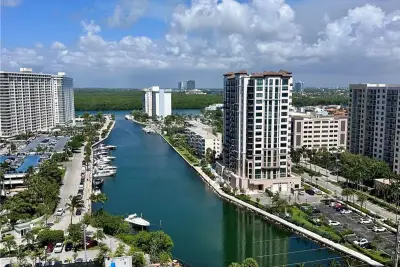 15811 Collins Ave #1505, Sunny Isles Beach: photo 1 of 10