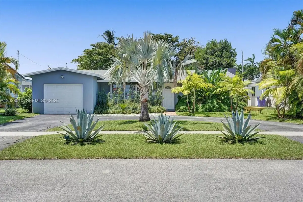 4519 Monroe St, Hollywood: photo 1 of 32