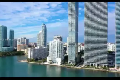700 NE 24th St #1505, Miami: photo 1 of 22
