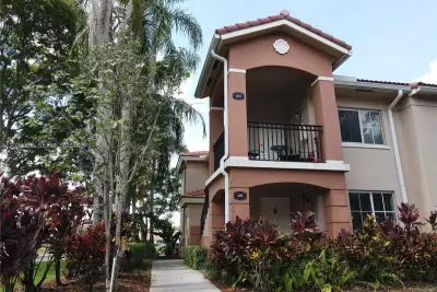 3486 Briar Bay Blvd #101, West Palm Beach: photo 1 of 30