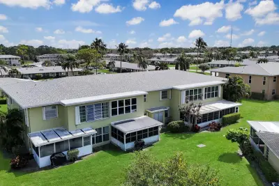 1041 Orange Ter #104, Delray Beach: photo 1 of 36