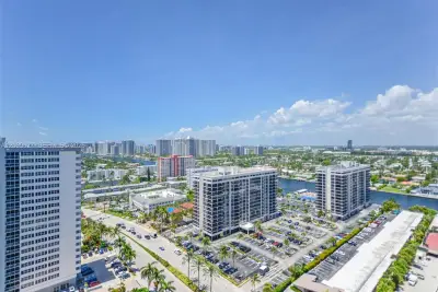 1980 S Ocean Dr #PHL, Hallandale Beach: photo 1 of 42