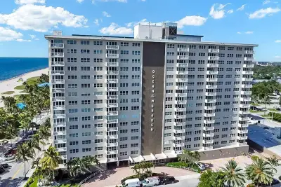 133 N Pompano Beach Blvd #204, Pompano Beach: photo 1 of 37