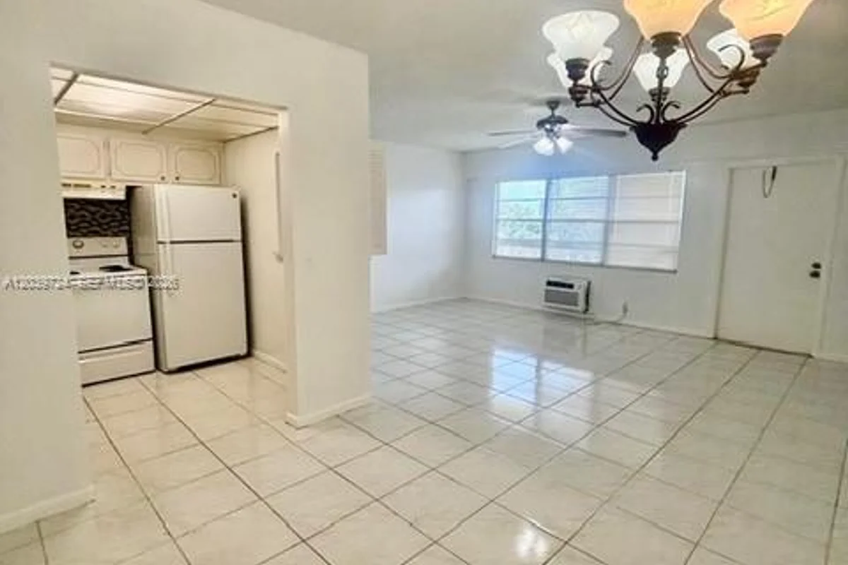 202 Mansfield #E, Boca Raton: photo 1 of 12