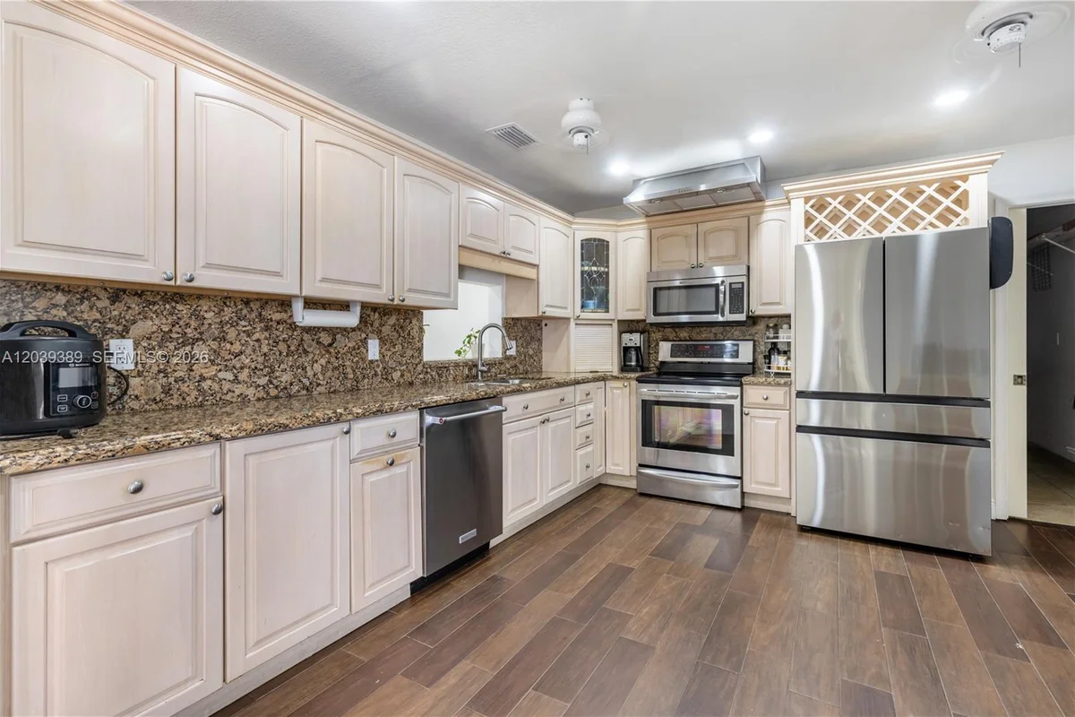 19323 Carolina Cir, Boca Raton: photo 1 of 29