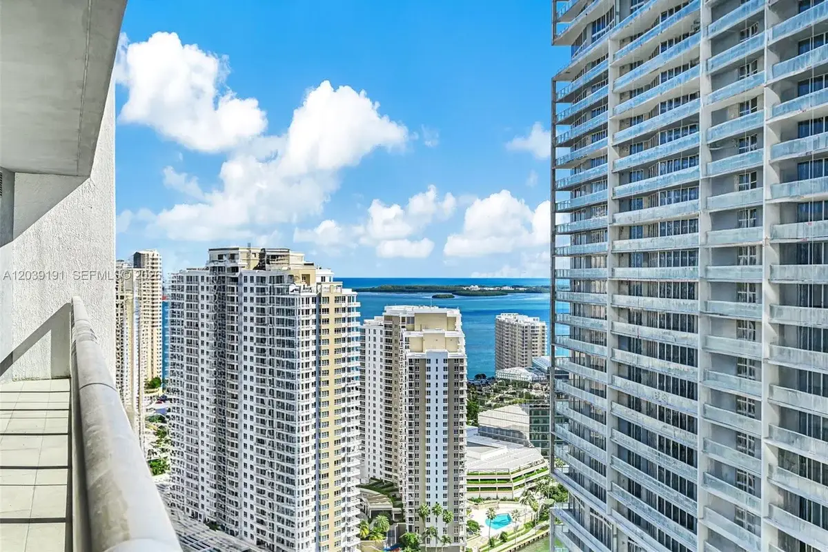475 Brickell Ave #3113, Miami: photo 1 of 41