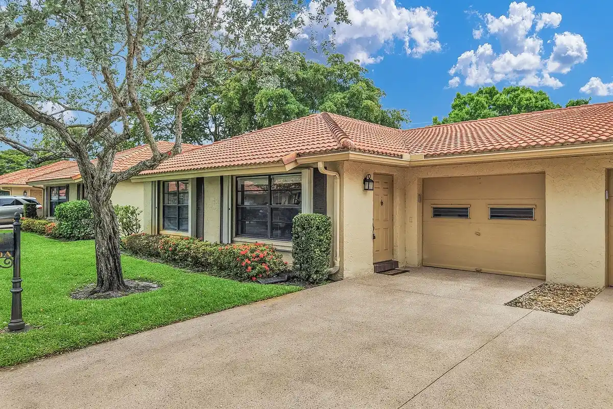 4450 Nutmeg Tree Ln #A, Boynton Beach: photo 1 of 20
