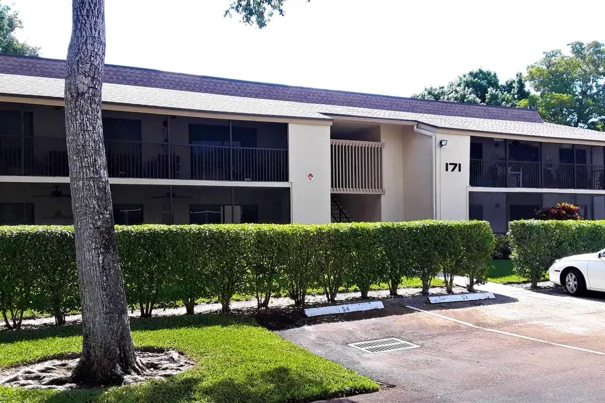 171 Deer Creek Blvd #701, Deerfield Beach: photo 1 of 23