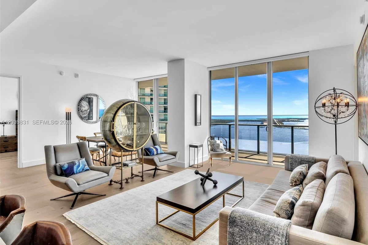 1300 E Brickell Bay Dr #4202, Miami: photo 1 of 34