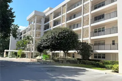2801 N Palm Aire Dr #604, Pompano Beach: photo 1 of 27