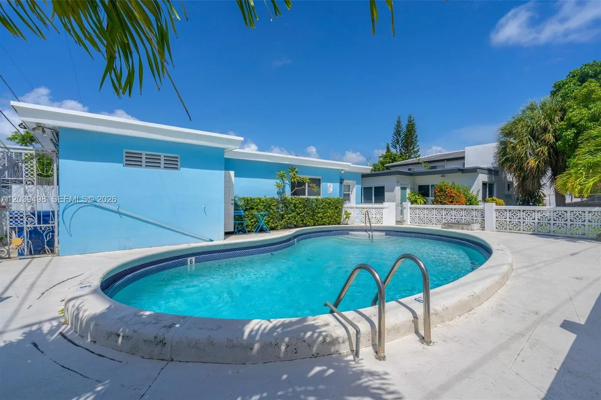 2120 Biarritz Dr, Miami Beach: photo 1 of 39