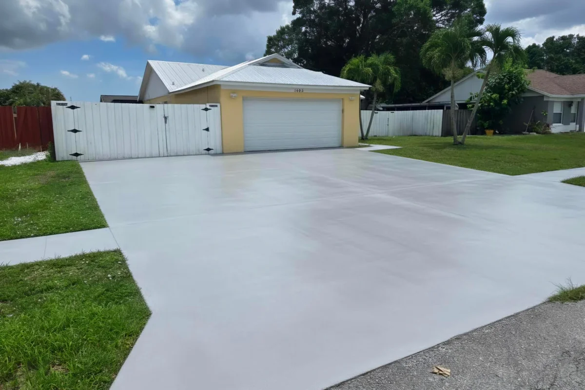1402 Denlow Ln, Royal Palm Beach: photo 1 of 34