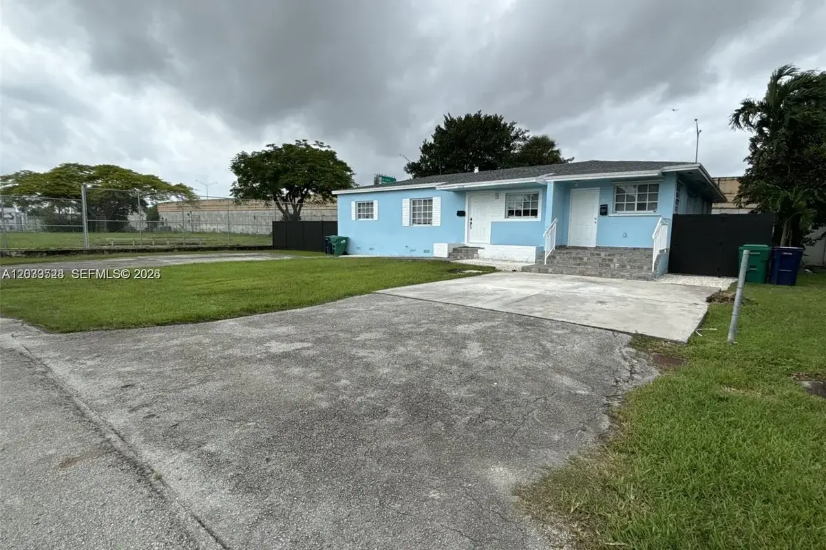 2150 SW 76th Ct, Miami: photo 1 of 21